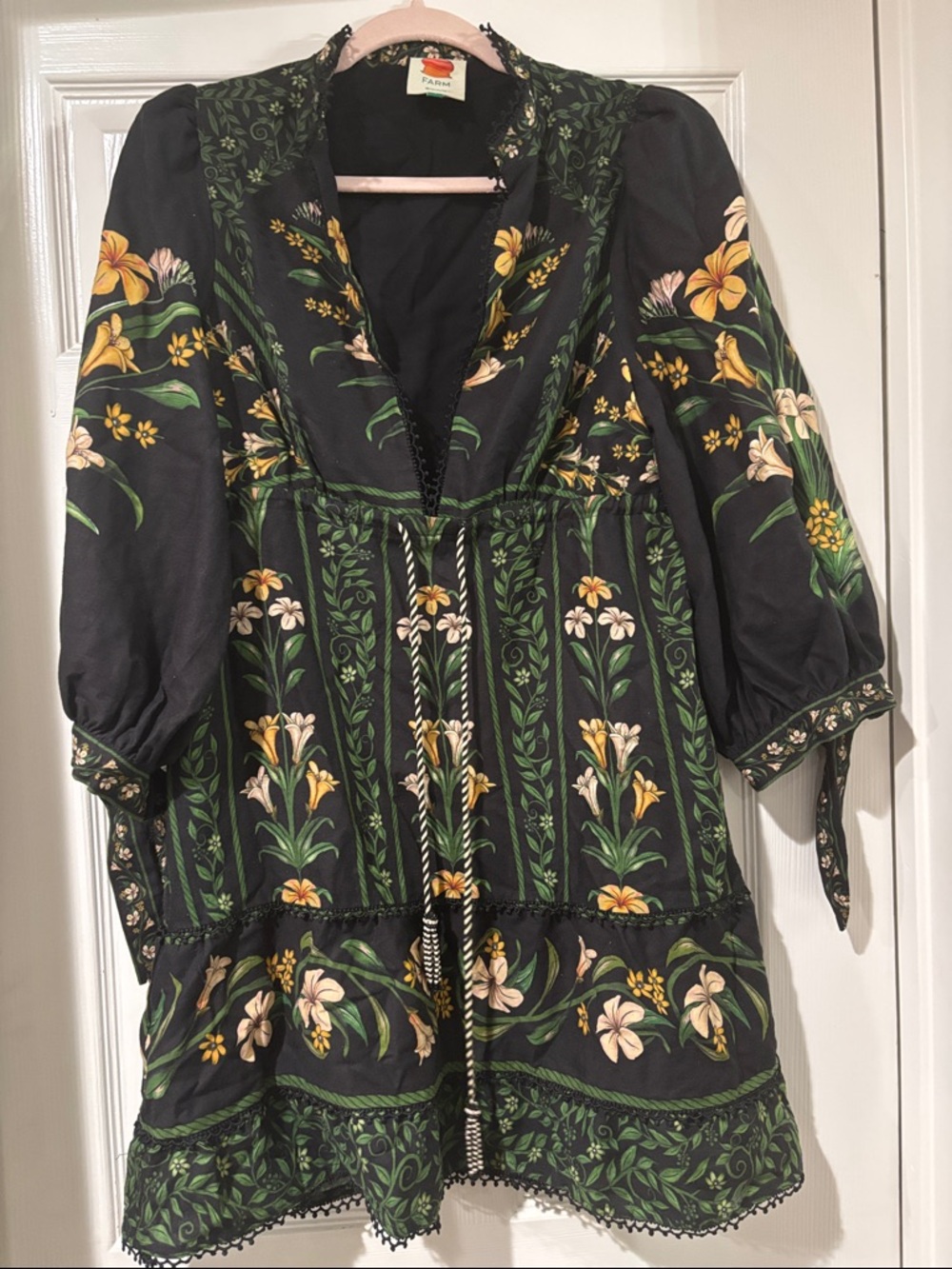 FARM Rio Black Tunic with Green Foliage and Yellow Floral Print new without tags